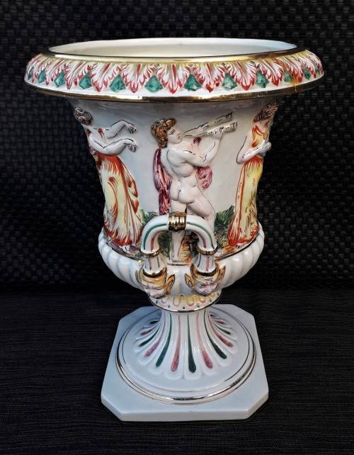 LARGE CAPODIMONTE CERAMICVASE