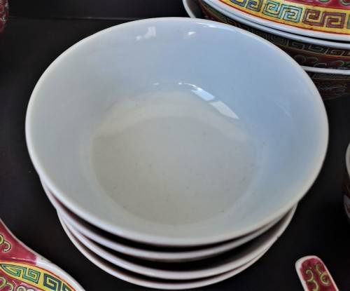 STUNNING HAND-PAINTED CHINESE CERAMIC SERVICE!