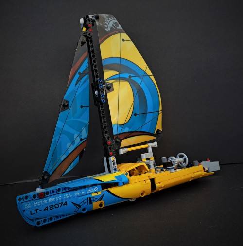 LEGO RACING YACHT TOY!