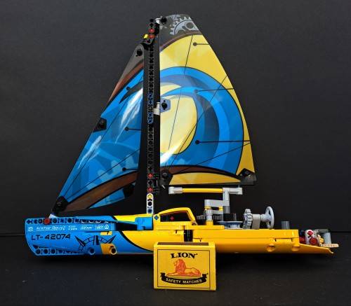 LEGO RACING YACHT TOY!