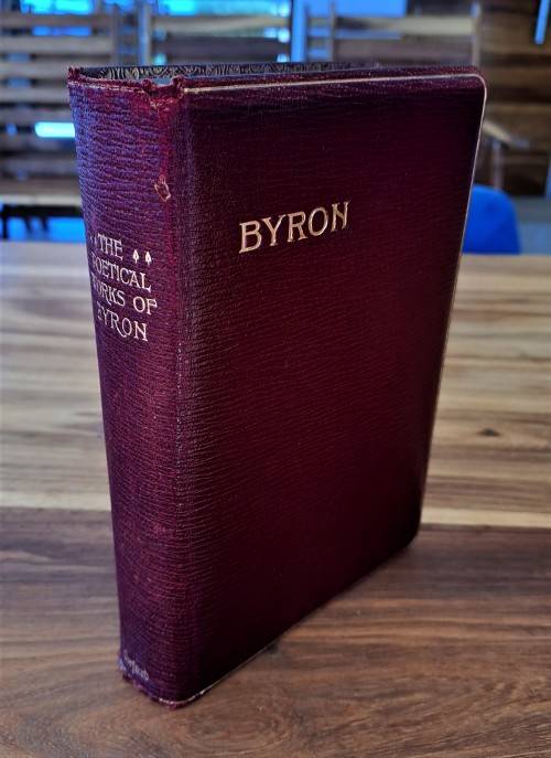 1907 HIGH-QUALITY LEATHER BOUND COPY OF THE POETICAL WORKS OF BYRON!