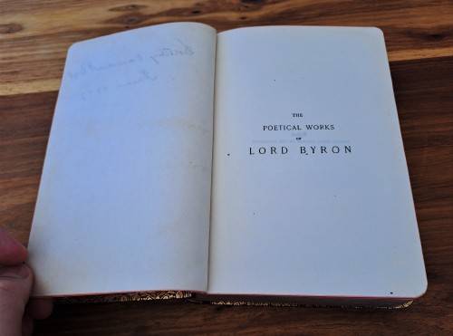1907 HIGH-QUALITY LEATHER BOUND COPY OF THE POETICAL WORKS OF BYRON!