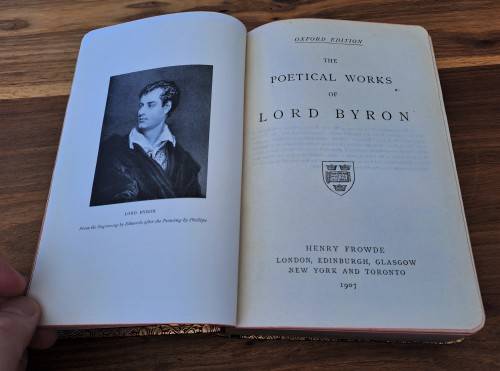 1907 HIGH-QUALITY LEATHER BOUND COPY OF THE POETICAL WORKS OF BYRON!
