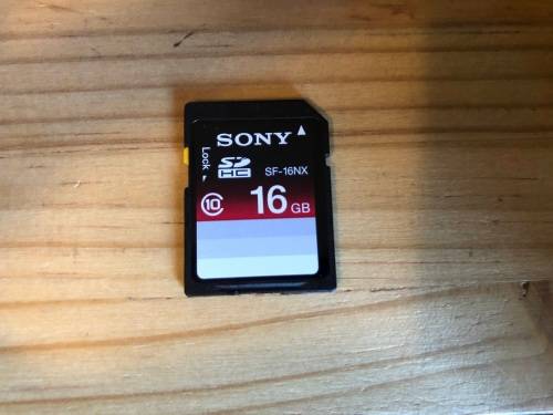 Samsung WB700 14mp 18x zoom digital camera