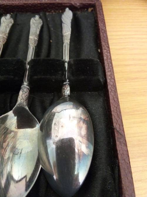 Lovely EPNS In Presentation Box-7 APOSTLES Spoons
