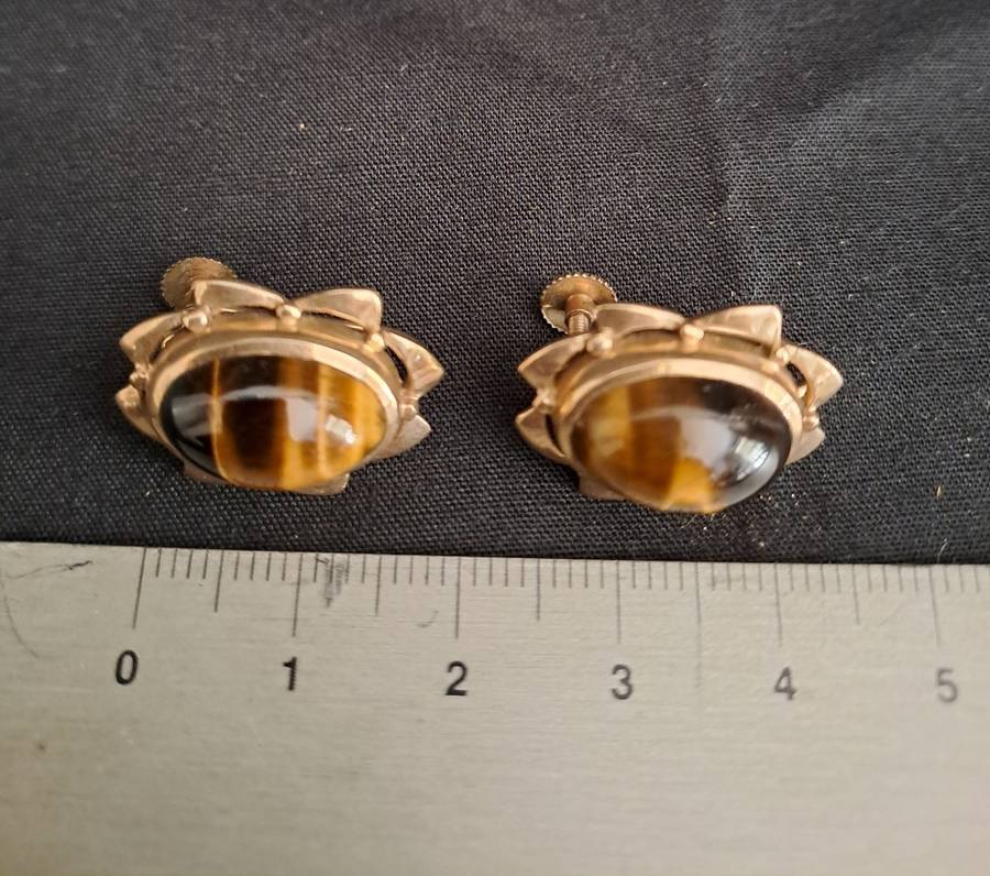 Vintage Tigers Eye 9ct Gold Clip on Earrings