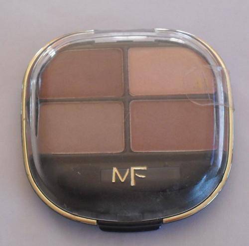 MAX FACTOR EYESHADOW QUAD - RAISIN/PINK BLUSH/SOFT TAUPE/CINNAMON