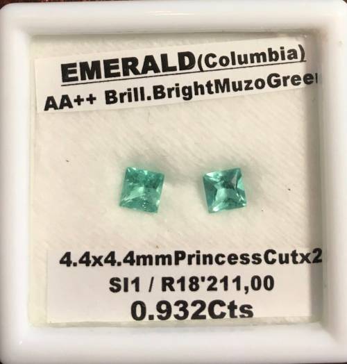 Emerald Bright Muzo Green
