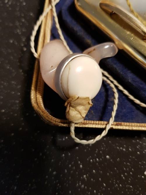 Vintage Amplivox hearing aid in original case
