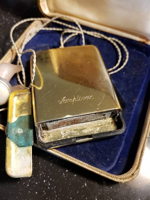 Vintage Amplivox hearing aid in original case