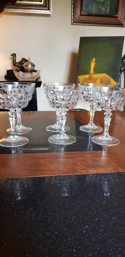 6 Stunning Desert Glasses