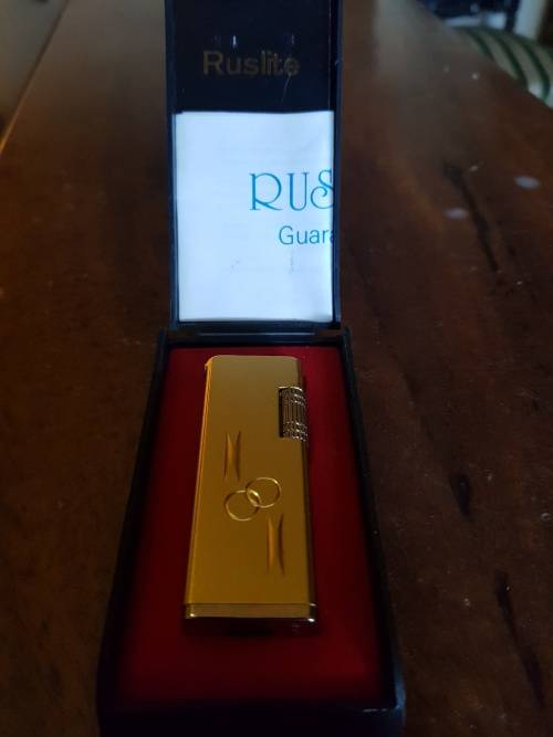 Vintage Rustlite Lighter in Case