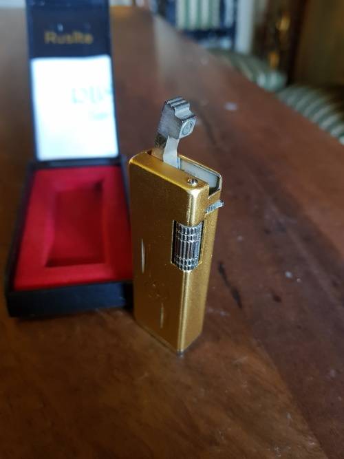 Vintage Rustlite Lighter in Case