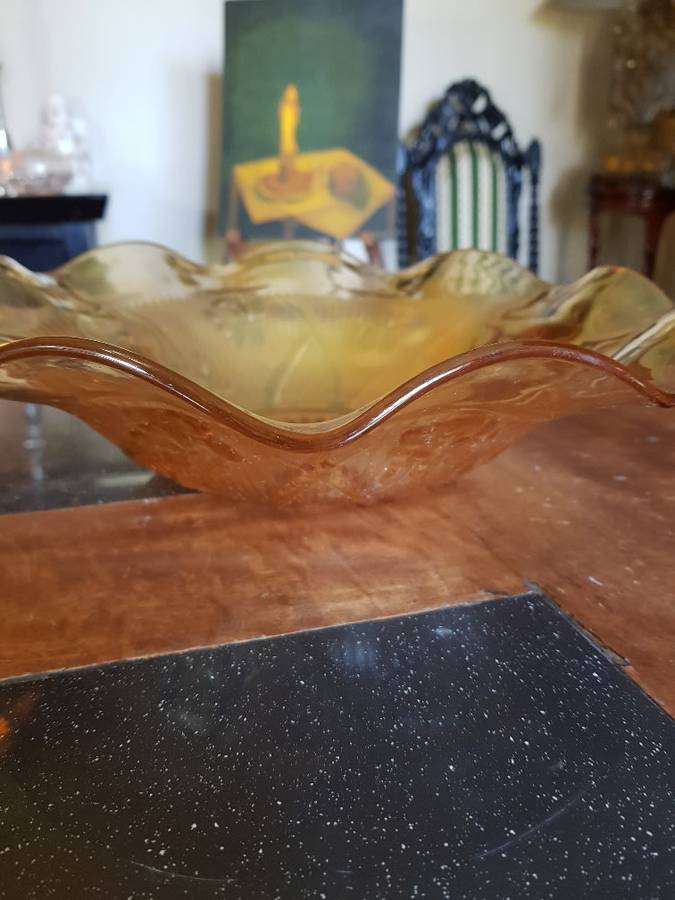 Beautiful Vintage Amber Carnival Glass Bowl