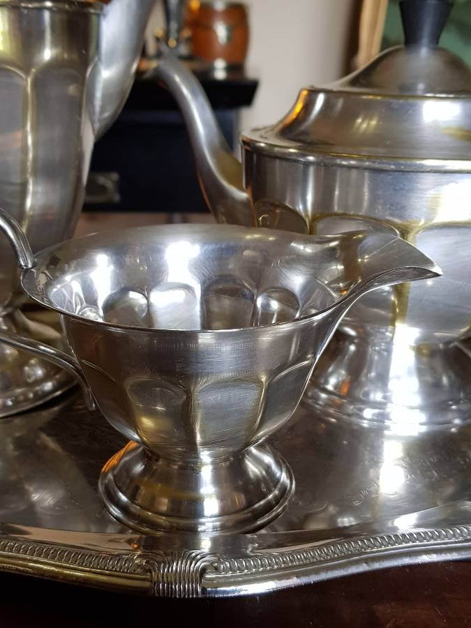 Vintage Viners of Sheffield Silver Plated Tea and Coffee. Marked