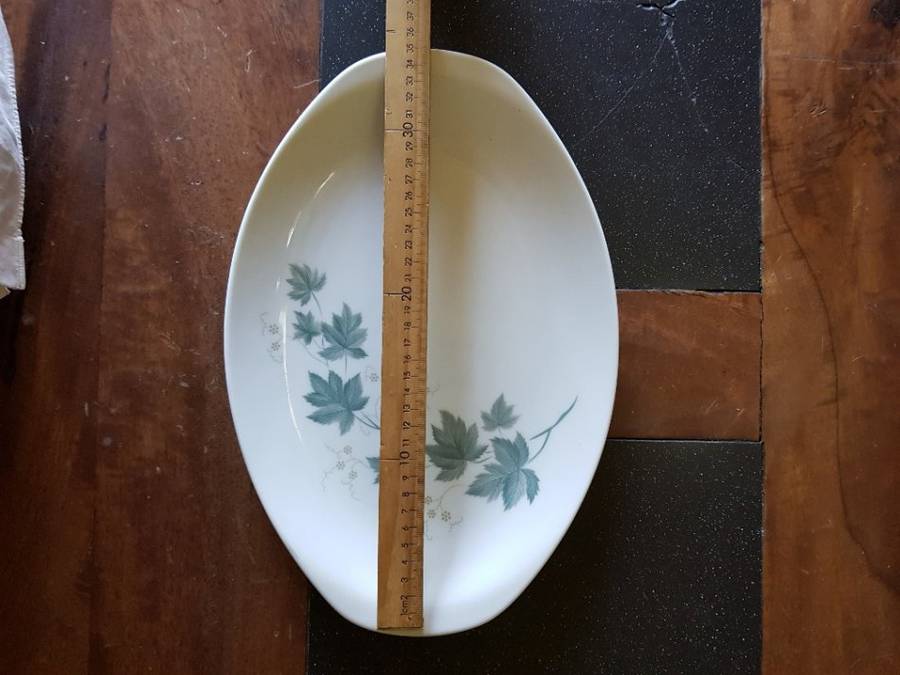 Stunning Vintage Noritake Wild Ivy Serving Platter. Marked