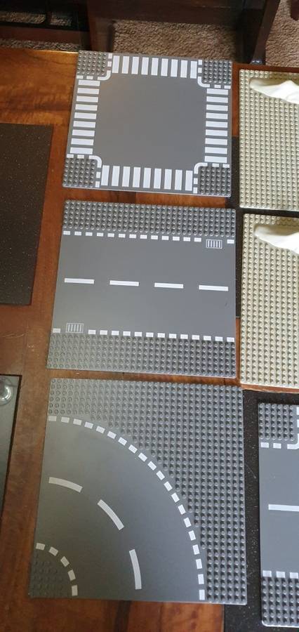 Assorted LEGO Building Platforms