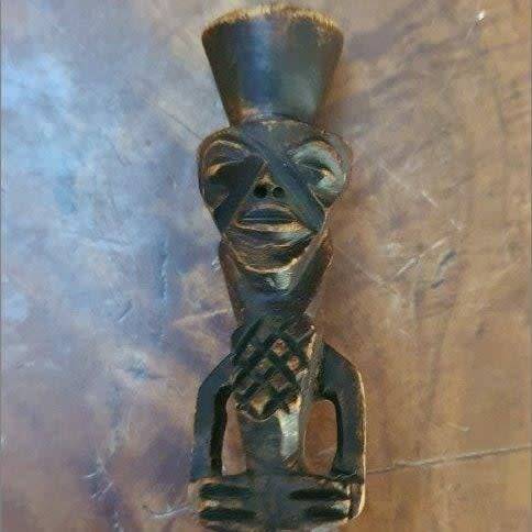 Stunning Hand Crafted Maracas Musical Instrument