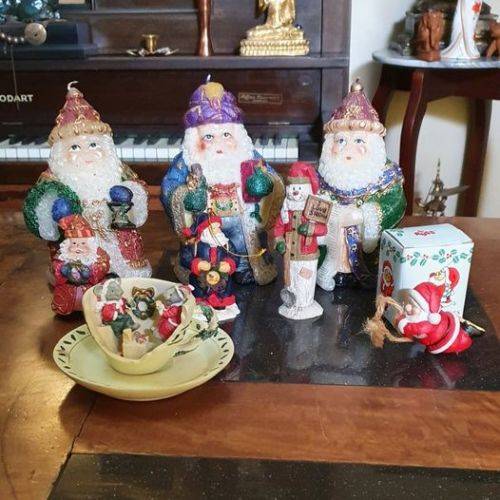 Beautiful Three Wismen Candles and Christmas Decor.