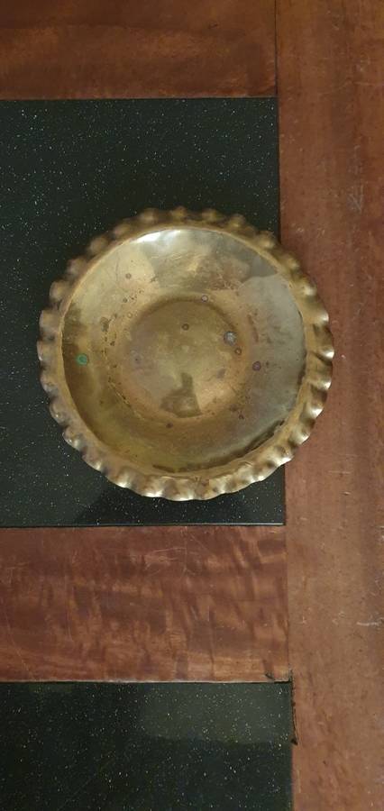 2 X Vintage BRass Display Plates.