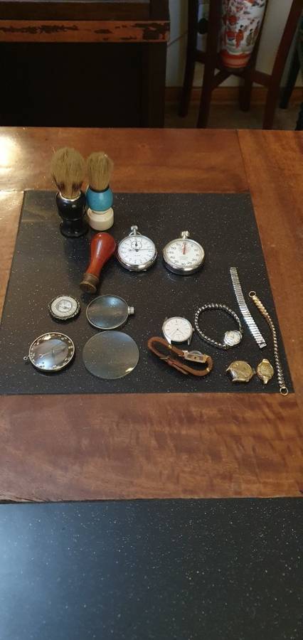 Assorted Vintage watches plus a few extras