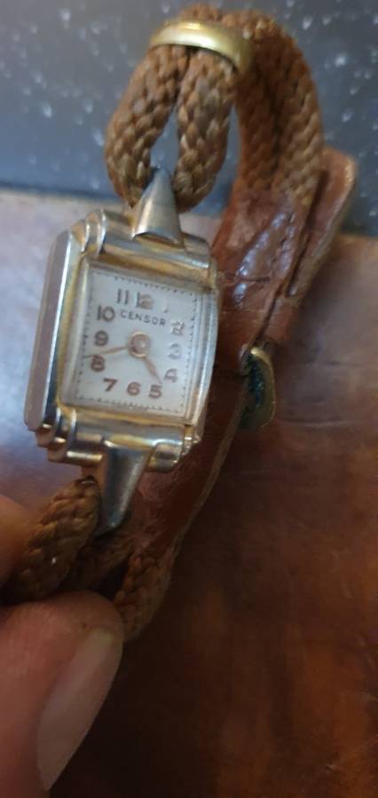 Assorted Vintage watches plus a few extras