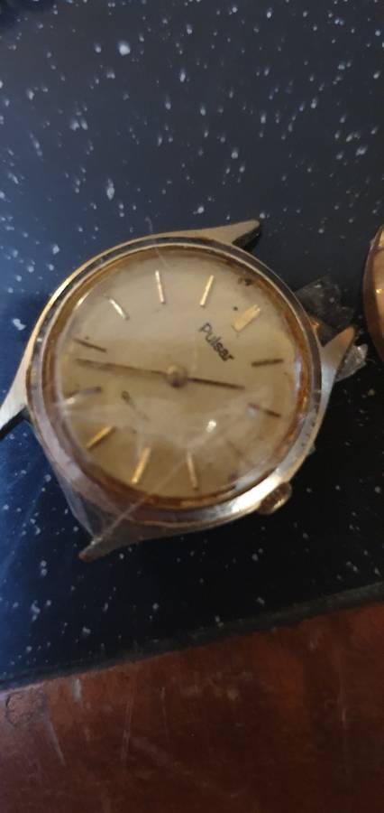 Assorted Vintage watches plus a few extras