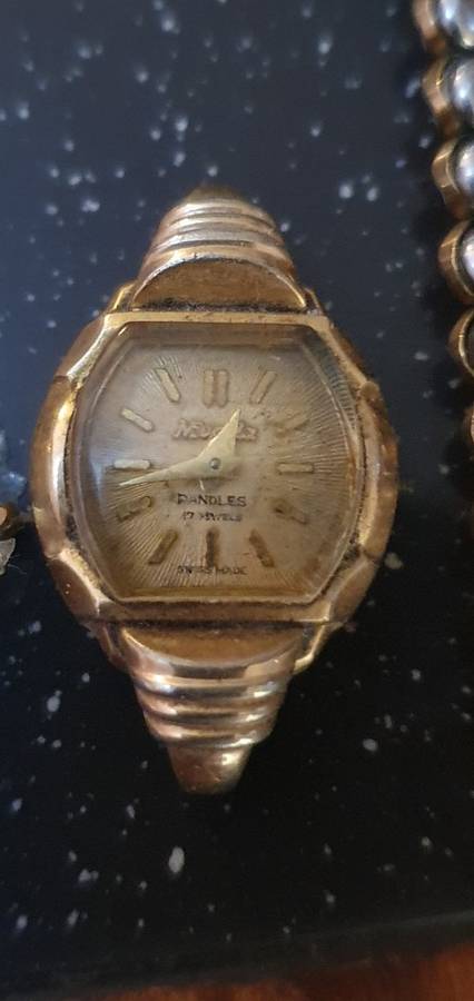 Assorted Vintage watches plus a few extras