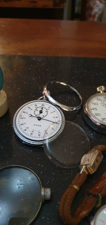 Assorted Vintage watches plus a few extras