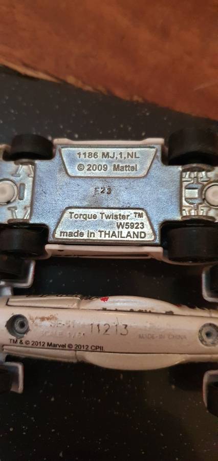 A Lot of Collectable LEGO People Plus a few Extras