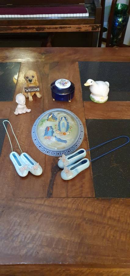 Beautiful Religous Item with a few Extras