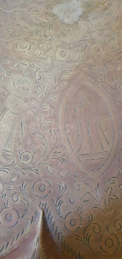 Beautiful and Large 60 cm Vintage Brass Tray