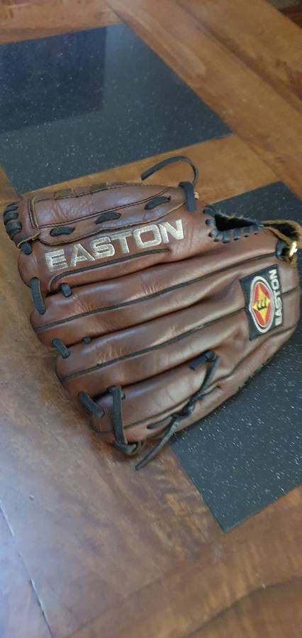 Easton All Leather Baseball Glove