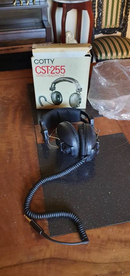 Vintage Cotty Earphones