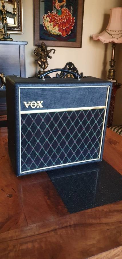 Amazing VOX Amplifier Pathfinder 15