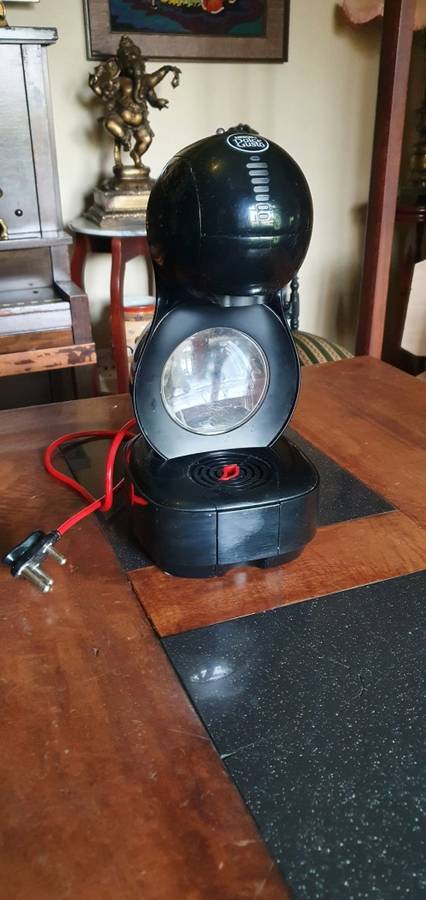 Nescafe Dolce Gusto Coffee Machine