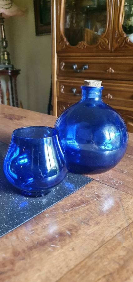 Stunning Blue Glass Decanter Set