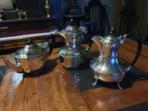 Stunning Vintage EPNS Tea Set