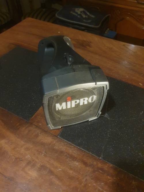 MIPRO MA 101 Wireless Megaphone