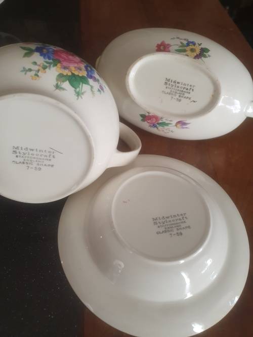 Midwinter Stylecraft Classic Shape by Staffordshire England