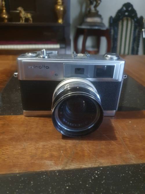 Fantastic 1966 Minolta Hi-Matic 7S Camera