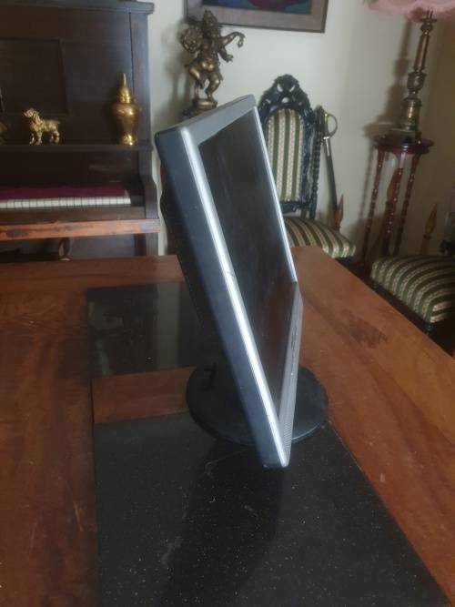 Mecer Monitor TJ677 17`