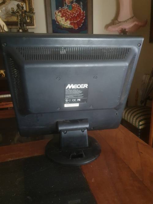 Mecer Monitor TJ677 17`