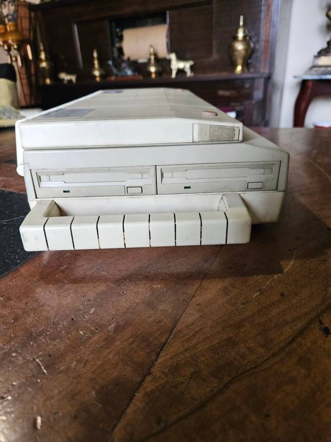 Vintage Amstrad Portable Personal Computer PPC 512