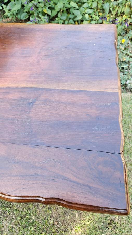 Imbuia Ball & Claw Linen Kist