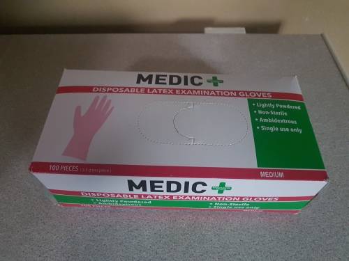 Latex gloves (100 in box)