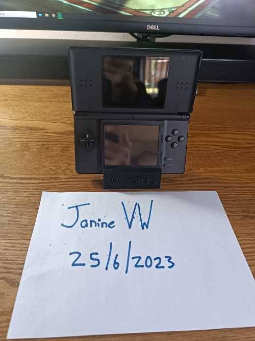 Rare Nintendo DS IQue with R4 card loaded with games