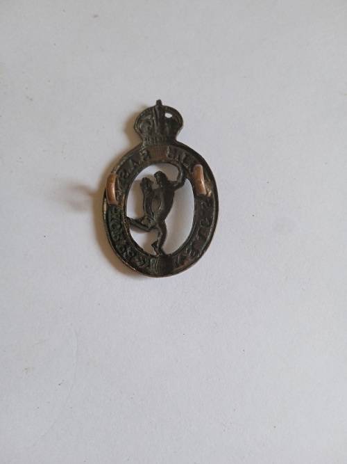WW2 SA Army signals cap badge