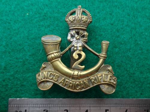 2 KINGS AFRICAN RIFLES CAP BADGE = LUGS REPLACED WITH SLIDER