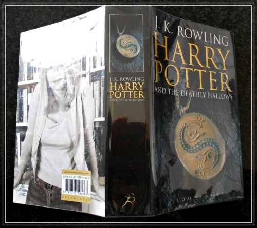 Harry Potter and the Deathly Hallows by J.K. Rowling - First Edition - 2007 - Bloomsbury - VG+ Cond.